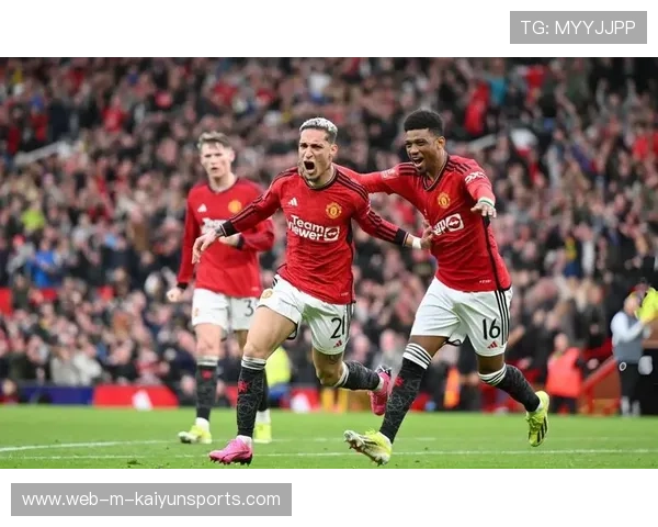 水晶宫主场爆冷击败曼联，霍奇森老谋深算，水晶宫球队价值